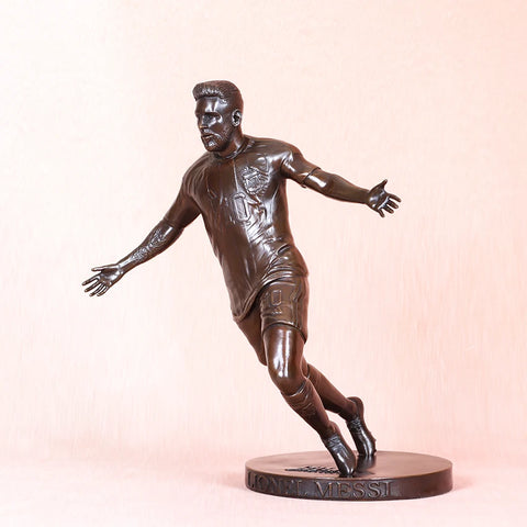 bronze messi