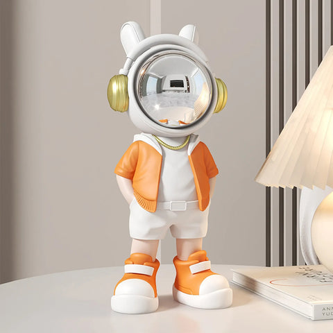 figurine astronaute