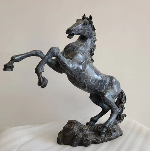 Statua di cavallo rampante in bronzo 41 cm